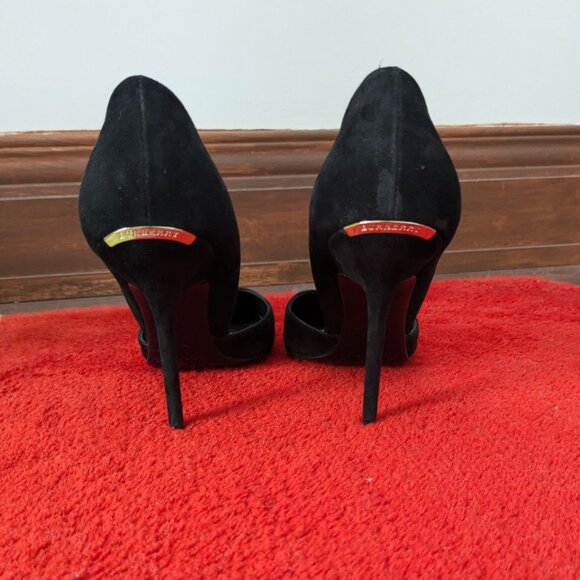 Burberry stilettos - Picture 2 of 6